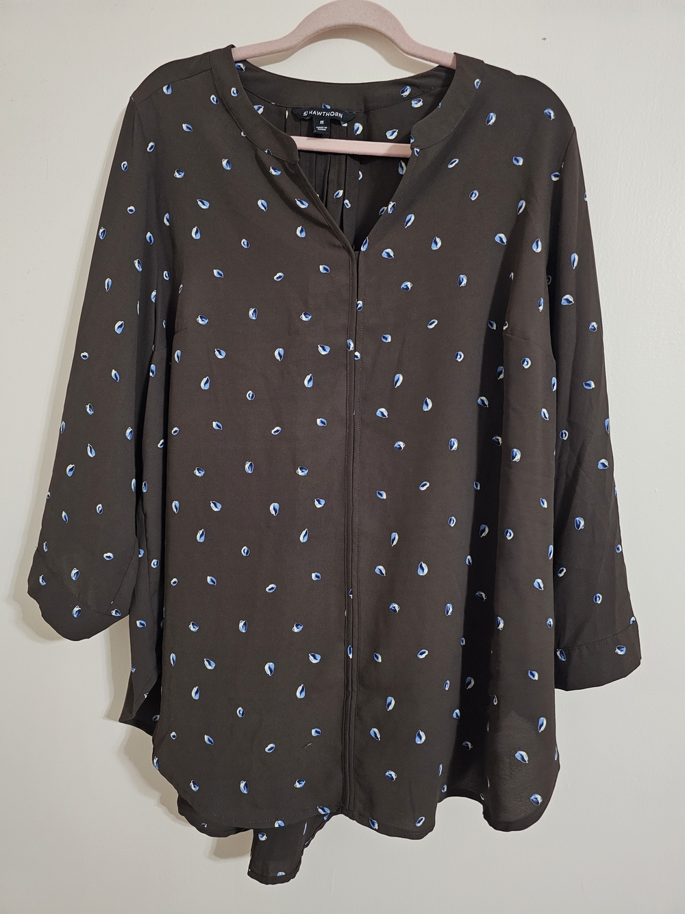 41 Hawthorn 2X Tunic Popover Top Choclate Brow Blue White Abstract Dot Pattern